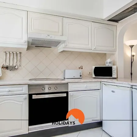 #122 T1 Aconchegante Em By Holidays Apartment